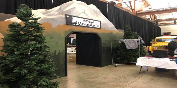 Brew Mountain mural entrance to Squatch Fest