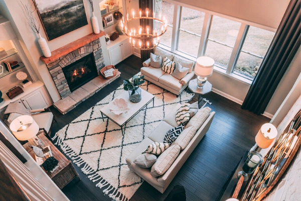 Living room with a black and white color scheme